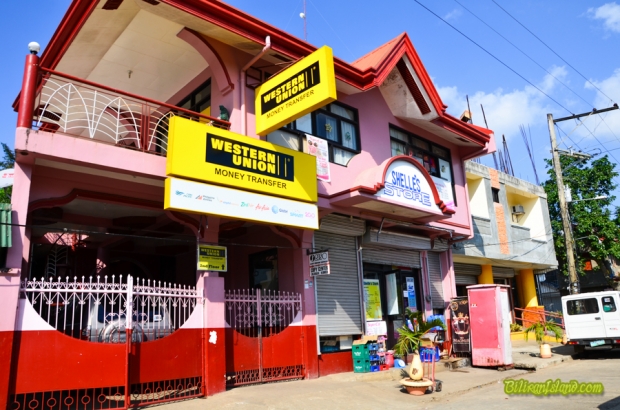 Western Union in Almeria