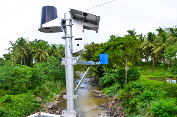 Water level monitoring station